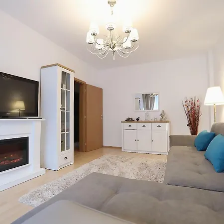 Apartamet Alpha Апартаменти *